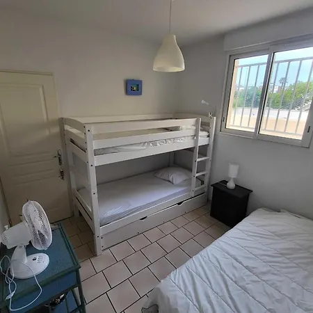 Beachfront With Terrace And Parking Palavas-les-Flots